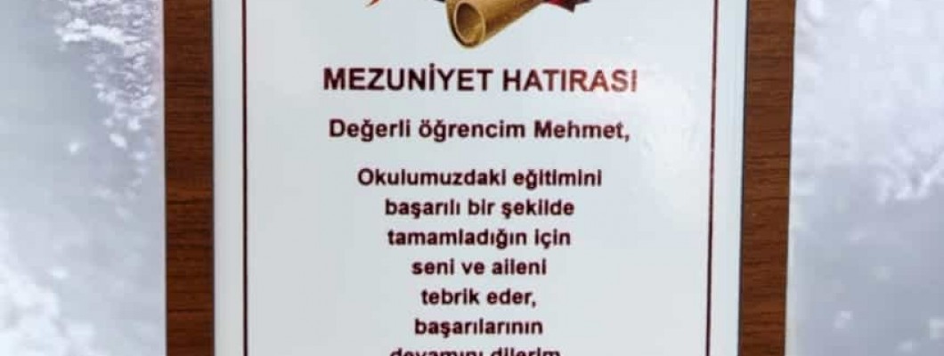 MEZUNİYET PLAKETLERİ